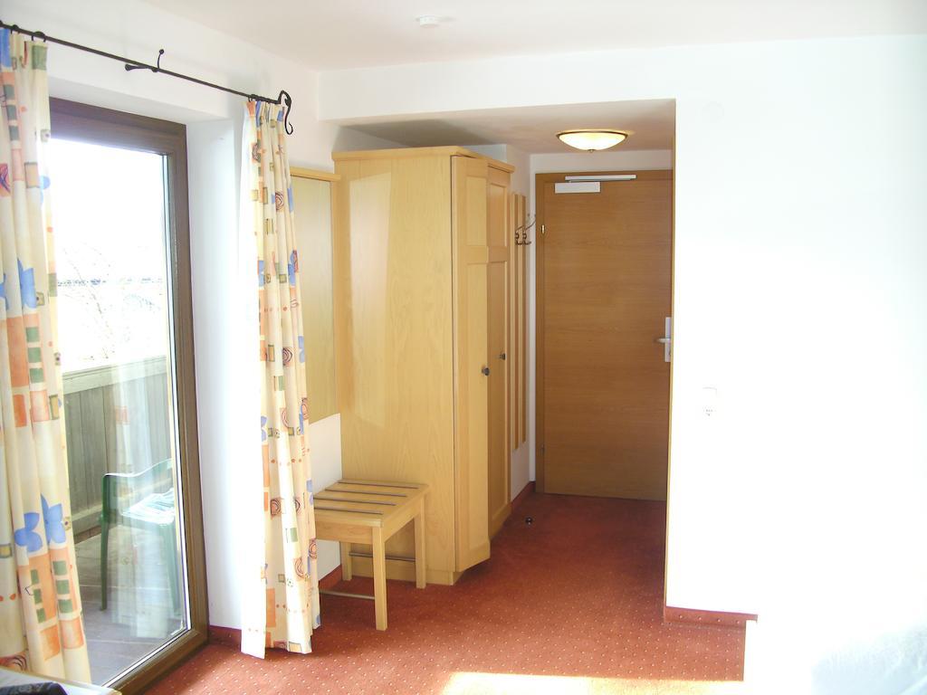 Hirzingerhof Hotel Westendorf Room photo